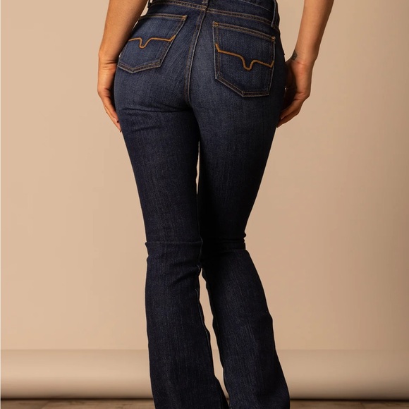 Kimes Ranch Jennifer - Picture 2 of 2